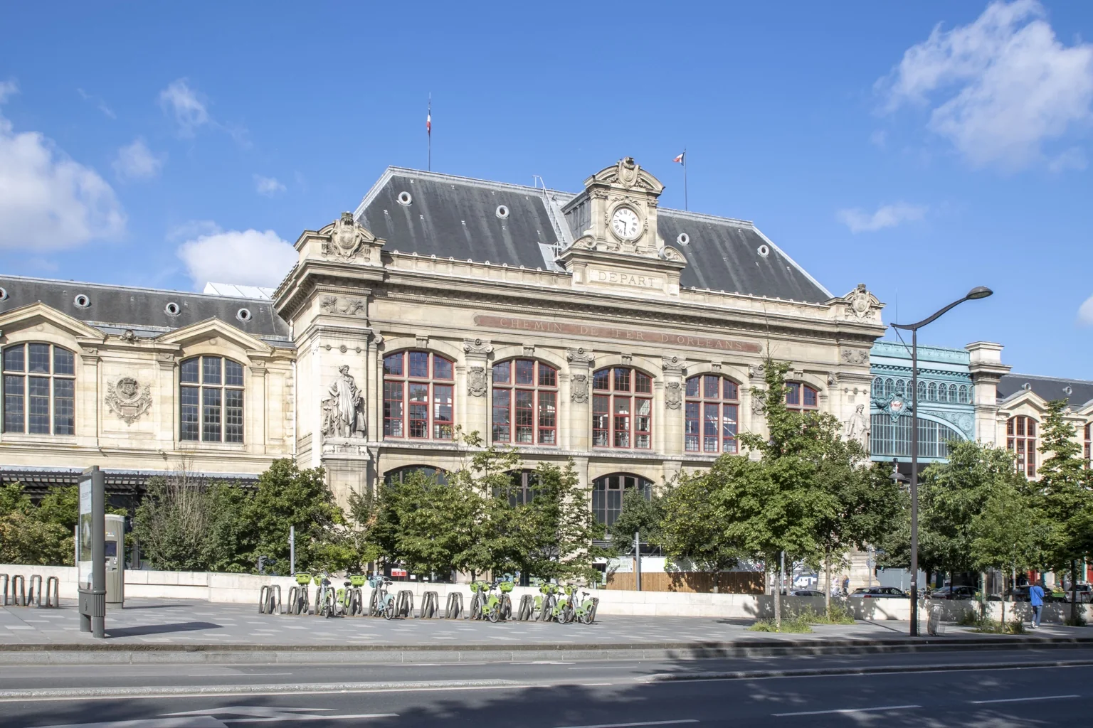 Gare d'Austerlitz à Paris, façade historique