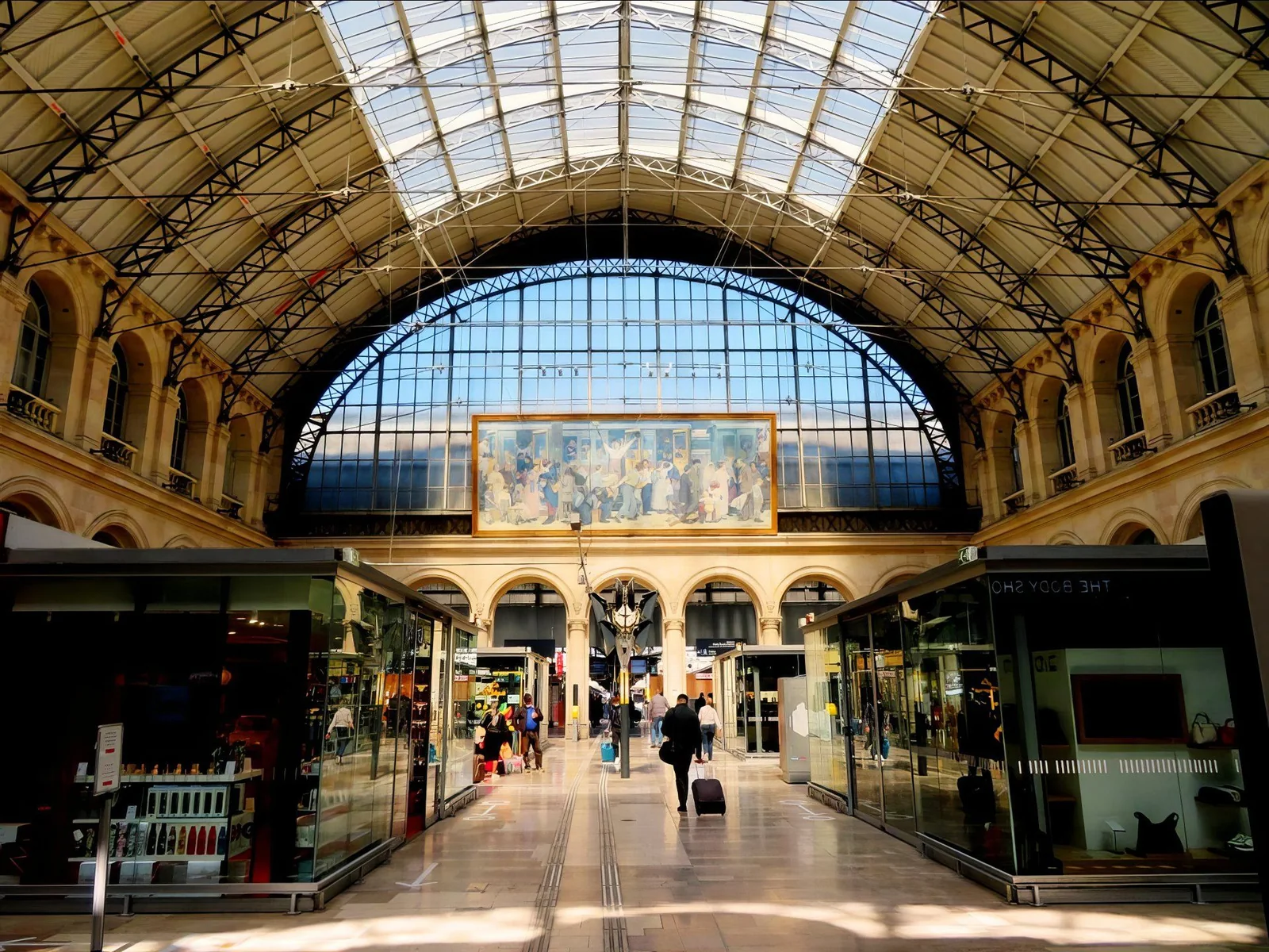 Gare de l'Est à Paris, intérieur du hall