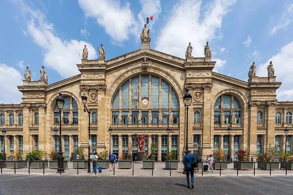 Gare du Nord à Paris, façade principale